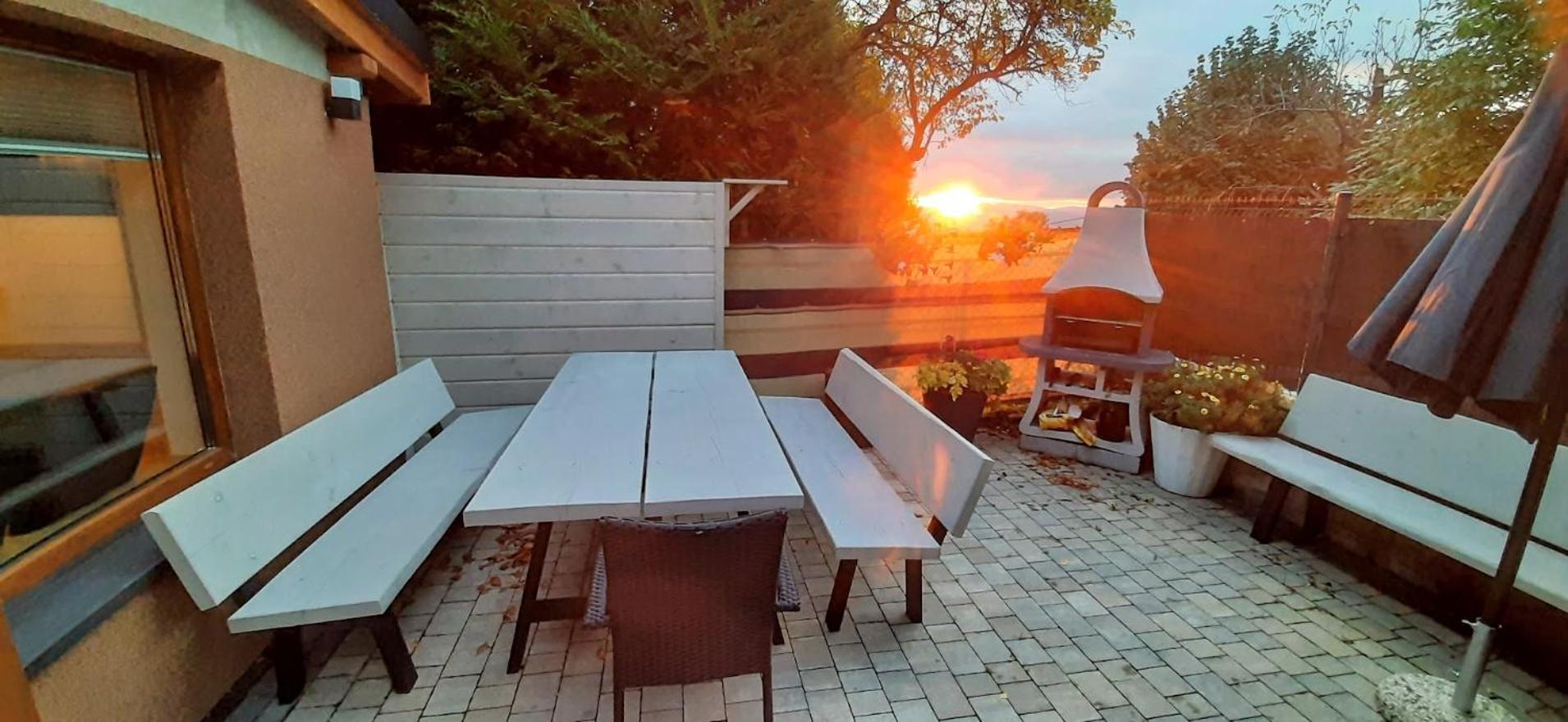 Apartament Pod Bukowym Lasem Meszna Экстерьер фото